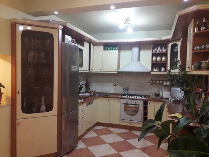 Villa Casa Mona à Oradea Extérieur photo